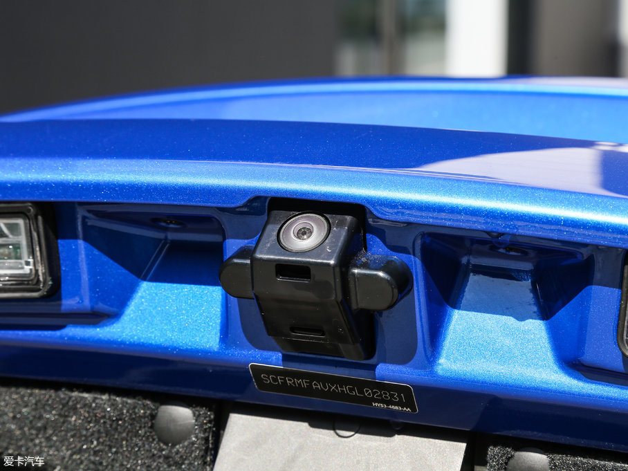 2017˹DRDB11 5.2T V12