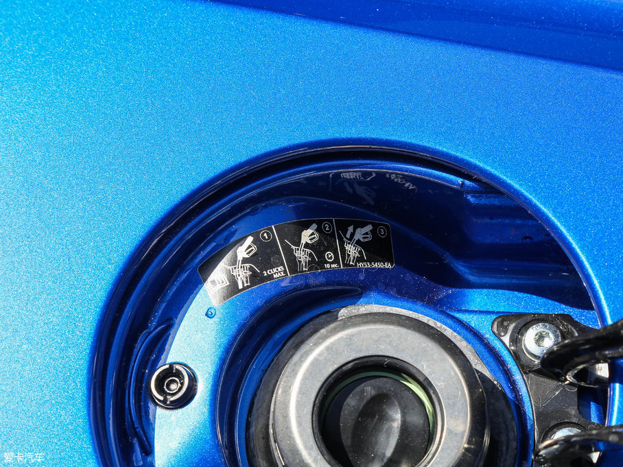 2017˹DRDB11 5.2T V12