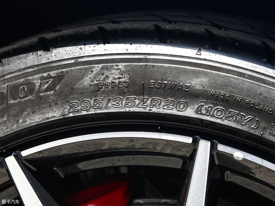 2017˹DRDB11 5.2T V12