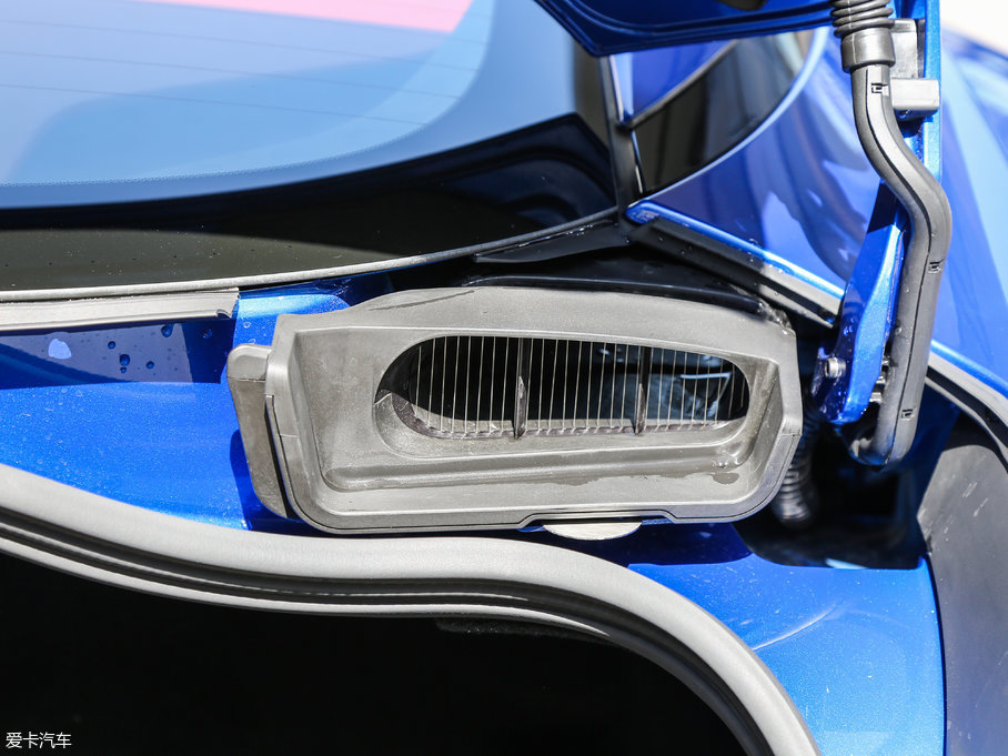 2017˹DRDB11 5.2T V12