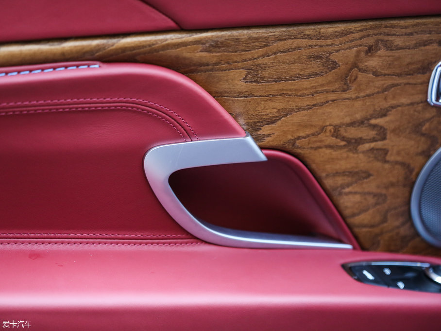 2017˹DRDB11 5.2T V12