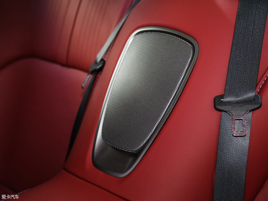 2017˹DRDB11 5.2T V12