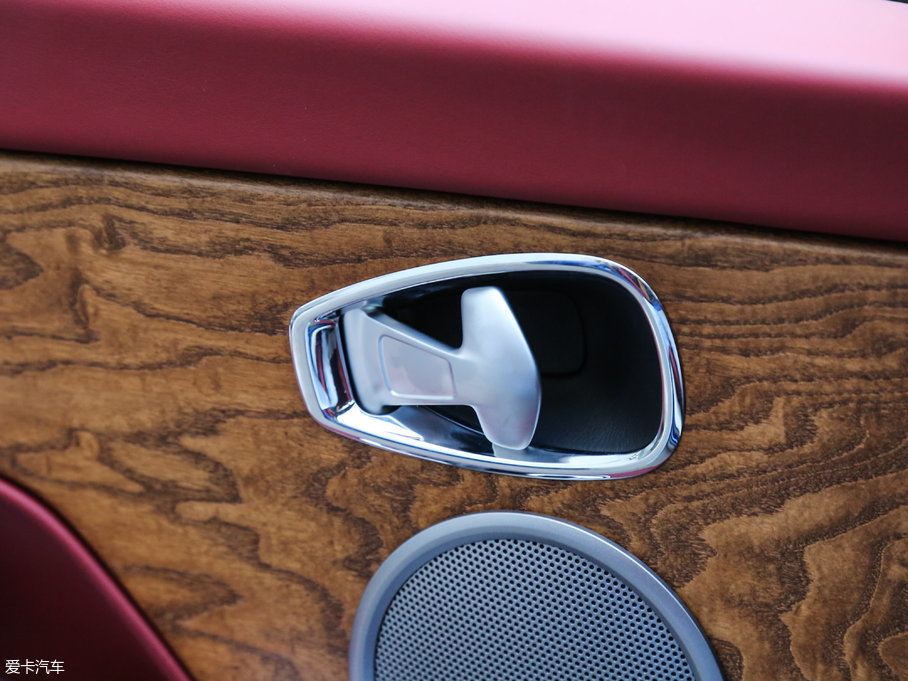 2017˹DRDB11 5.2T V12