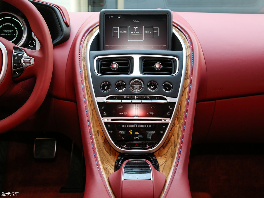 2017˹DRDB11 5.2T V12