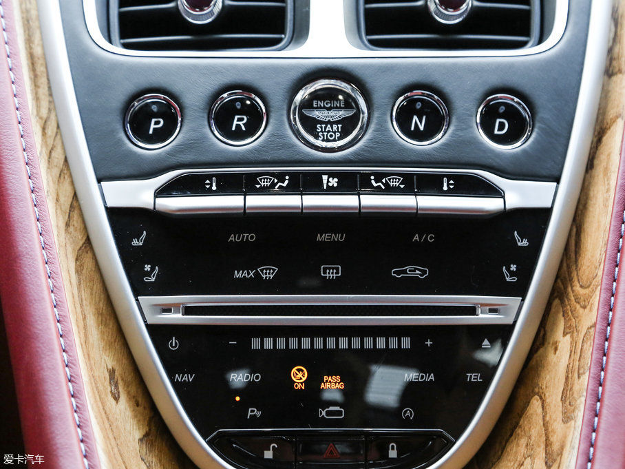 2017˹DRDB11 5.2T V12