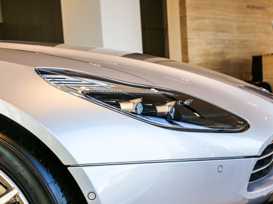 2017˹DRDB11 5.2T V12