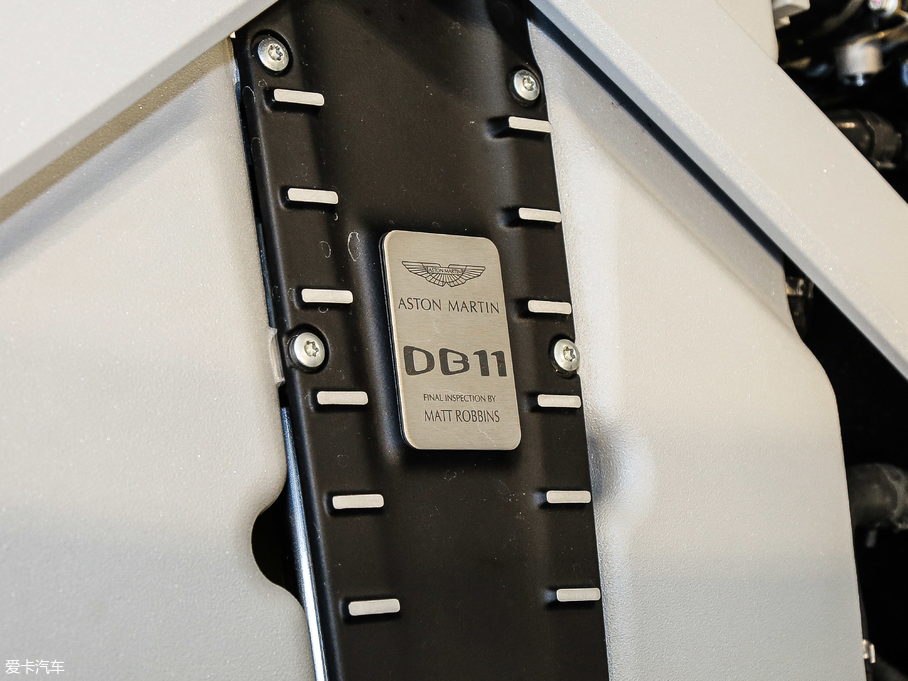 2017˹DRDB11 5.2T V12