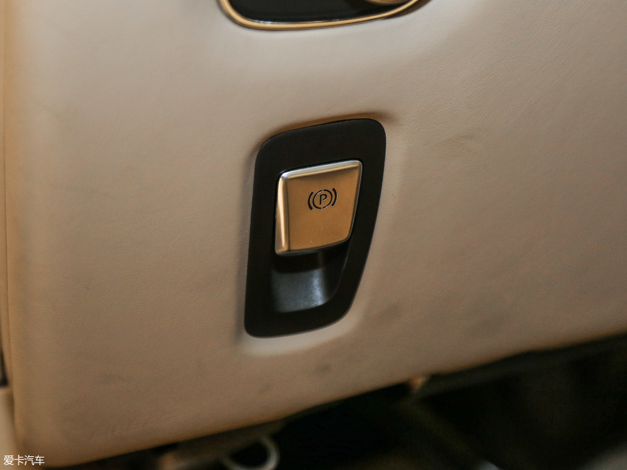 2017˹DRDB11 5.2T V12