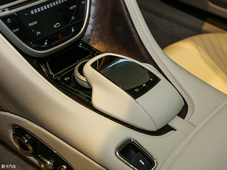 2017˹DRDB11 5.2T V12