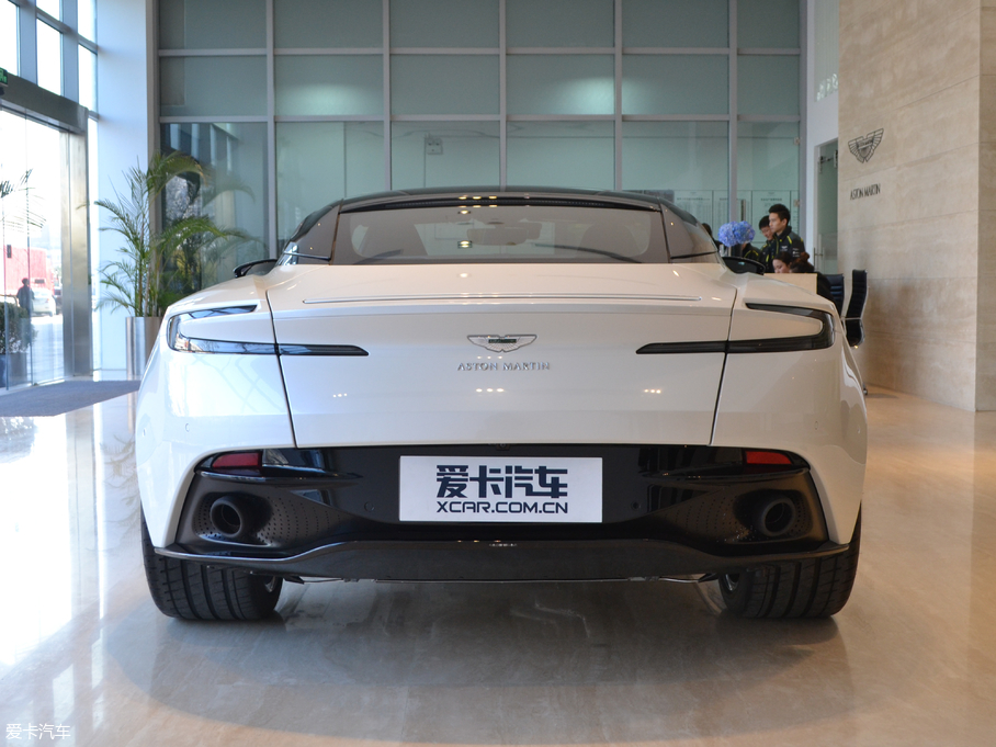 2017˹DRDB11 4.0T V8