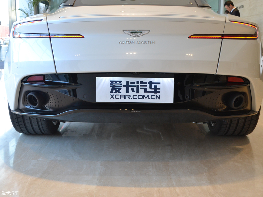 2017˹DRDB11 4.0T V8