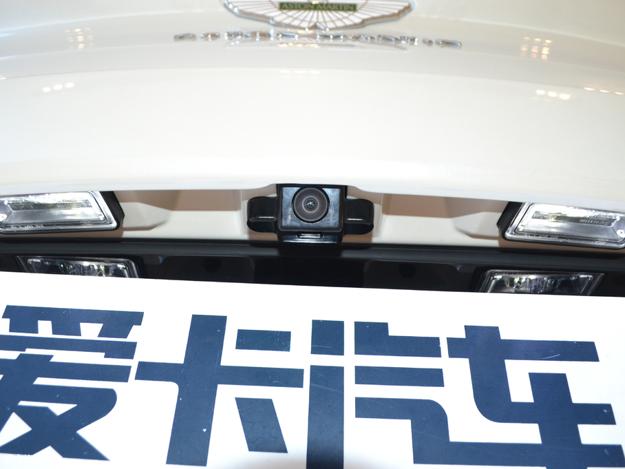 2017˹DRDB11 4.0T V8