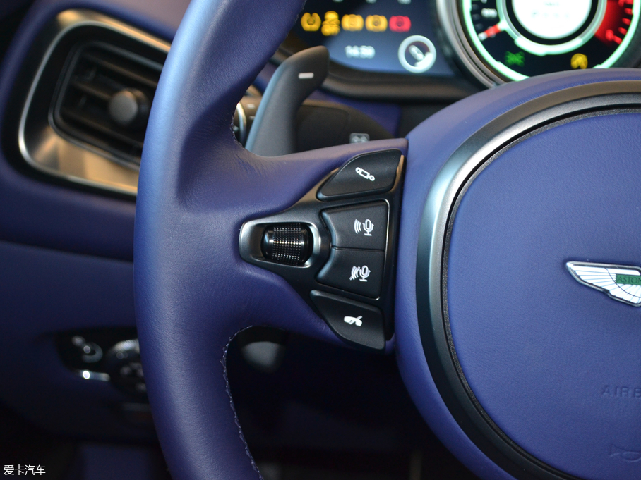 2017˹DRDB11 4.0T V8