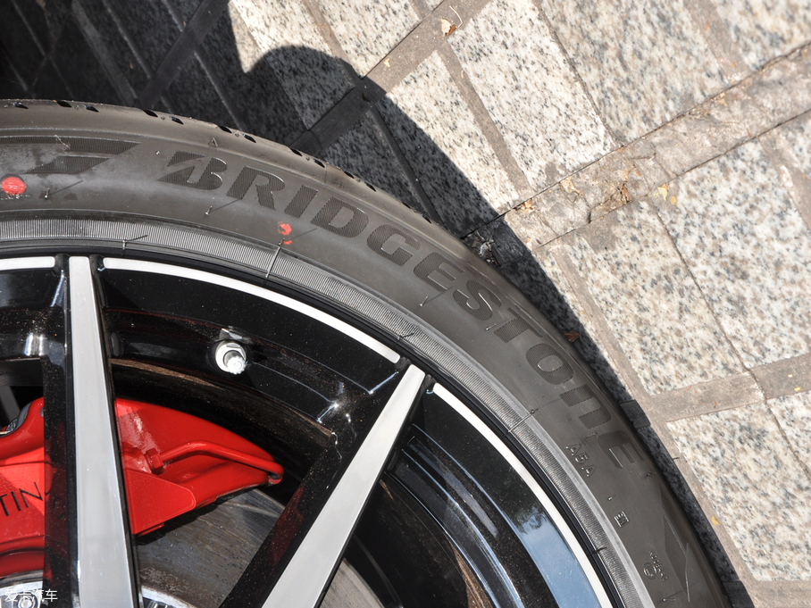 2019˹DRDB11 V8 Volante