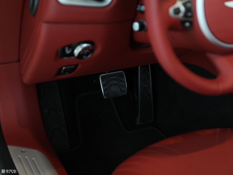 2019˹DRDB11 V8 Volante