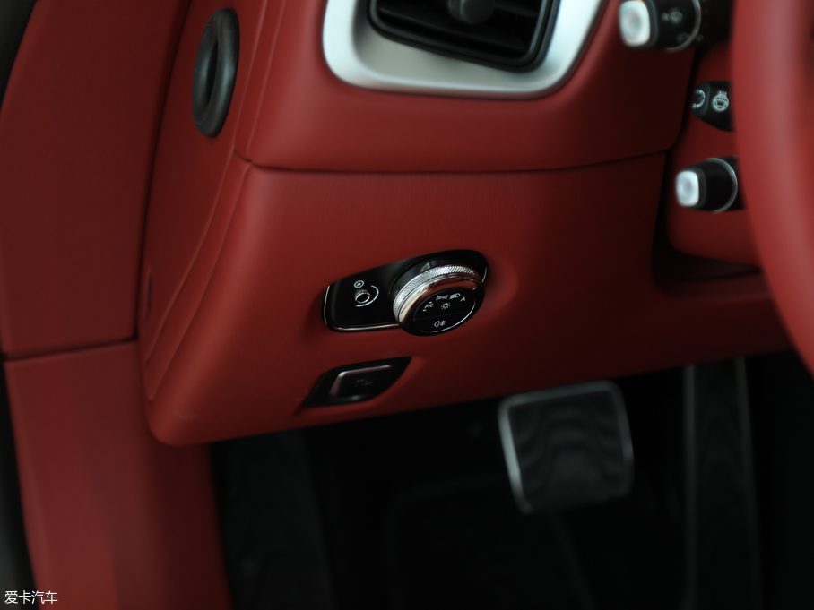 2019˹DRDB11 V8 Volante