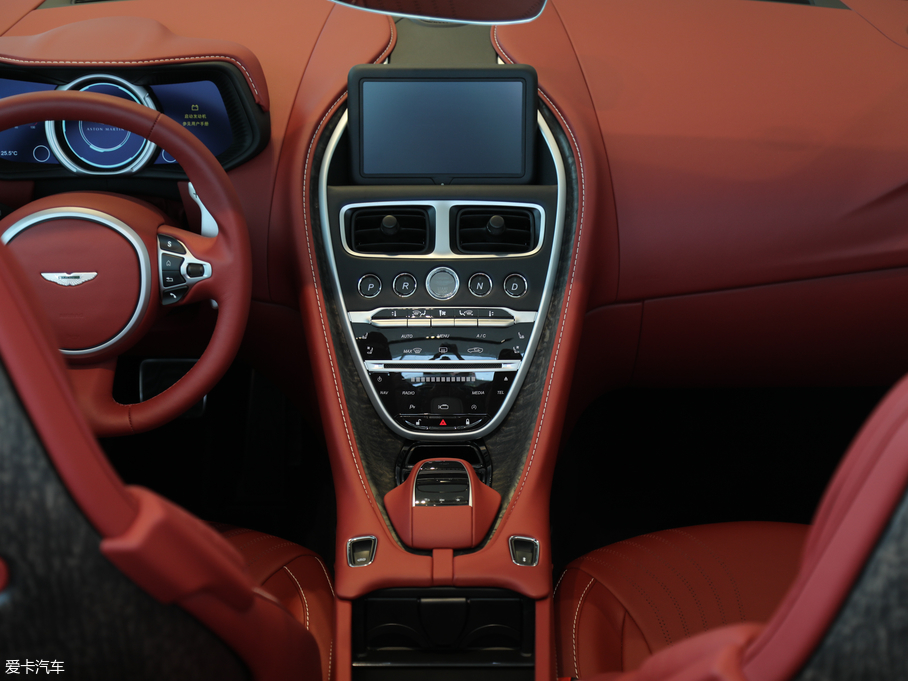 2019˹DRDB11 V8 Volante