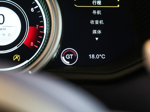2019款V8 Coupe 中控区
