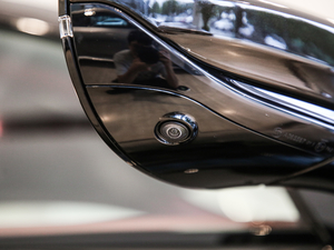 2019V8 Coupe (x)(ji)^