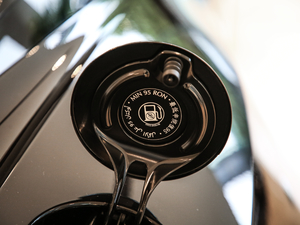 2019V8 Coupe (x)(ji)^