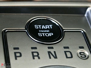 2009款3.0L 豪华版 中控区