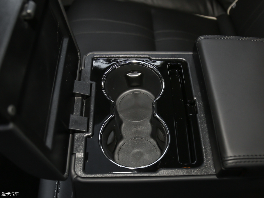 2018ݱXJ L 3.0T ȫ̄հ