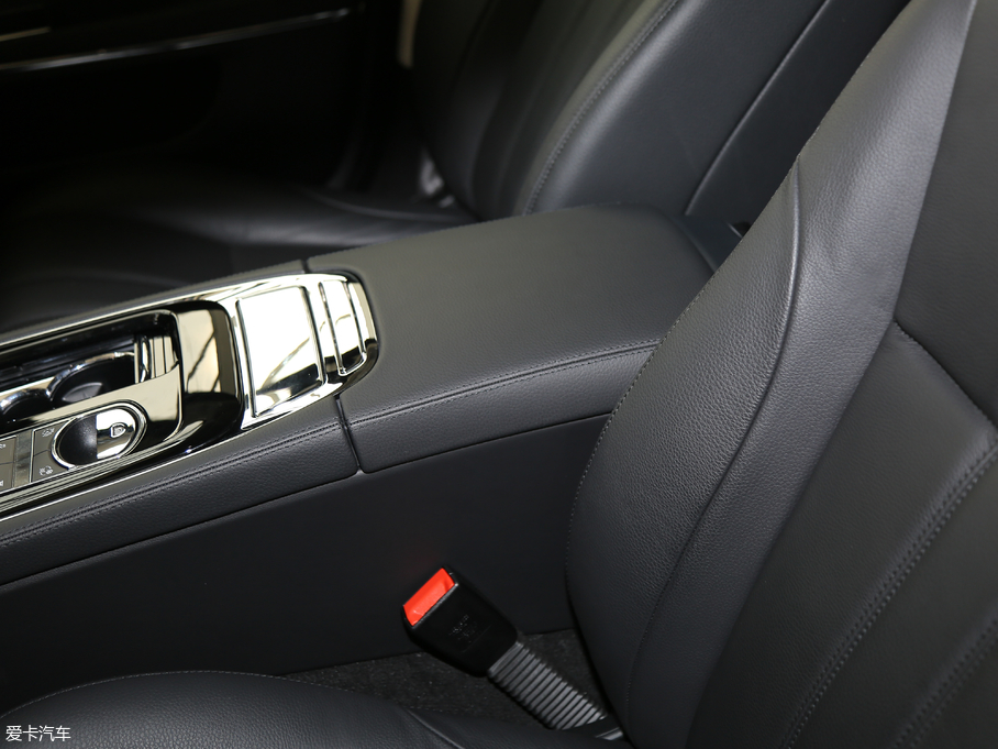 2018ݱXJ L 3.0T ̄հ