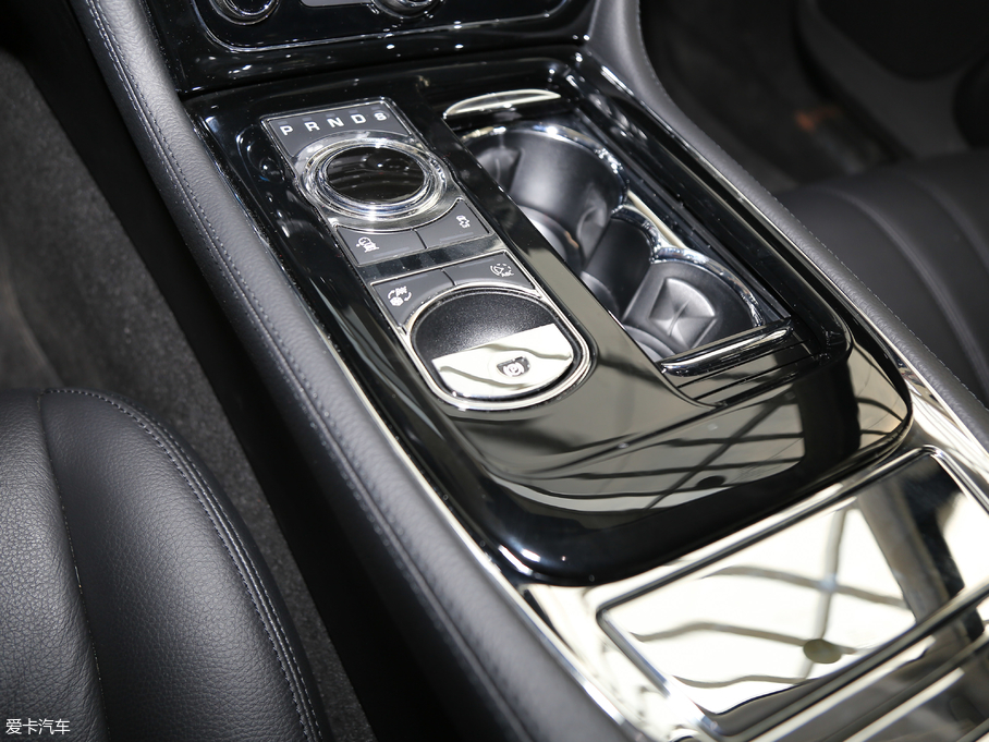 2018ݱXJ L 3.0T ̄հ