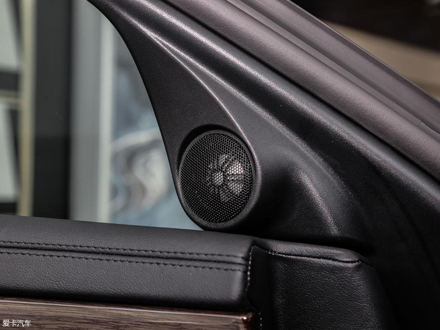 2018ݱXJ L 3.0T ȫ̄հ