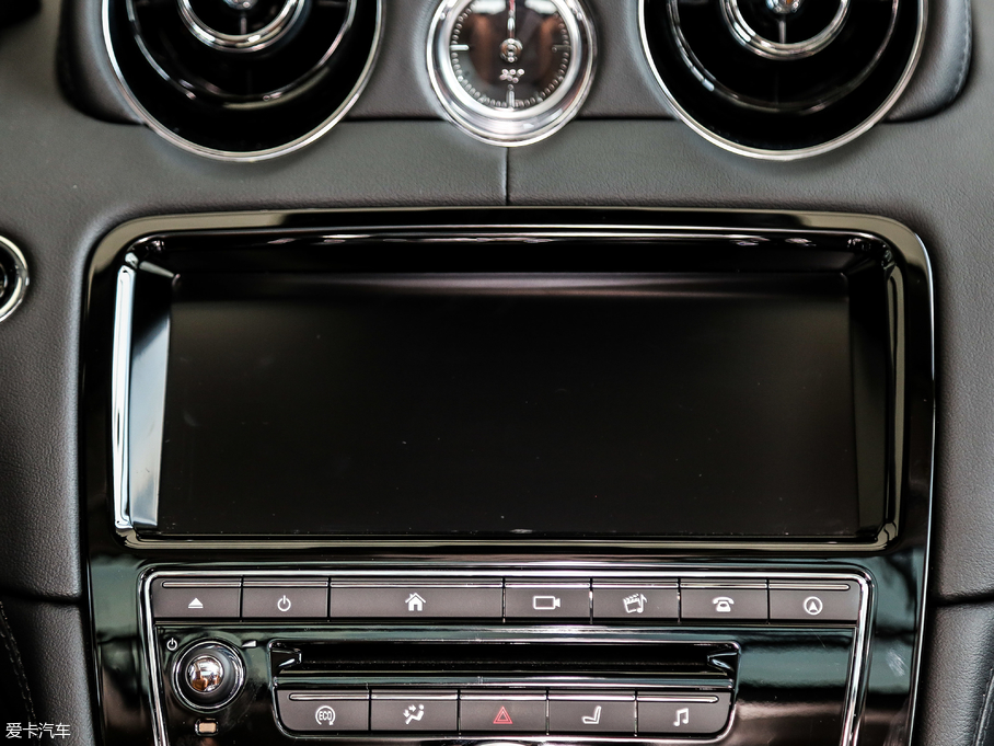 2018ݱXJ L 3.0T (q)ȫ̄(w)