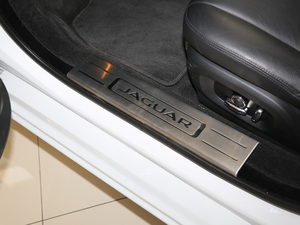 2018L 3.0T (q)̄(w) g