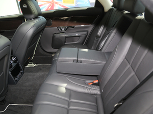 2018L 3.0T (q)ȫ̄(w) 