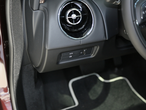 2018L 3.0T (q)ȫ̄(w) п؅^(q)