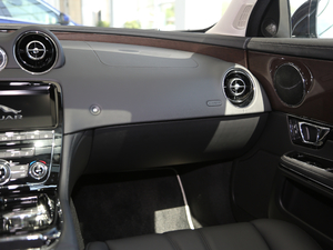 2018L 3.0T (q)ȫ̄(w) п؅^(q)