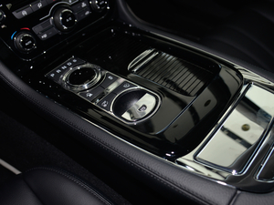 2018L 3.0T ȫ̄հ v܇Ƅ