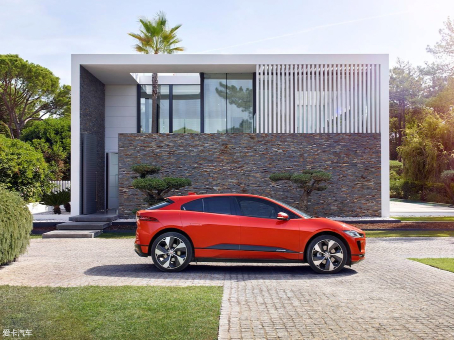 2018ݱI-PACE EV400 װl