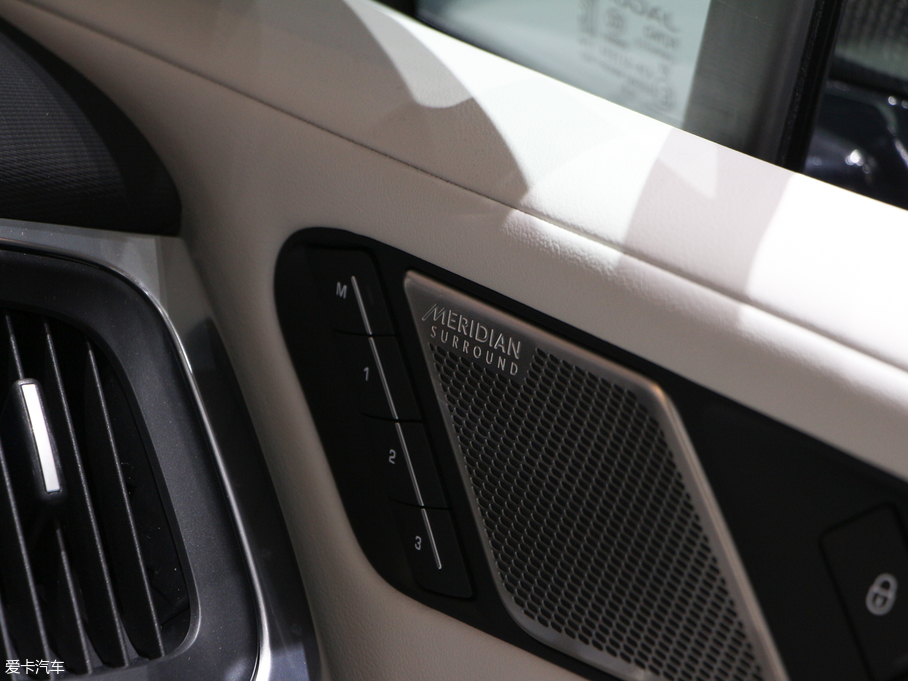 2018ݱI-PACE EV400 HSE