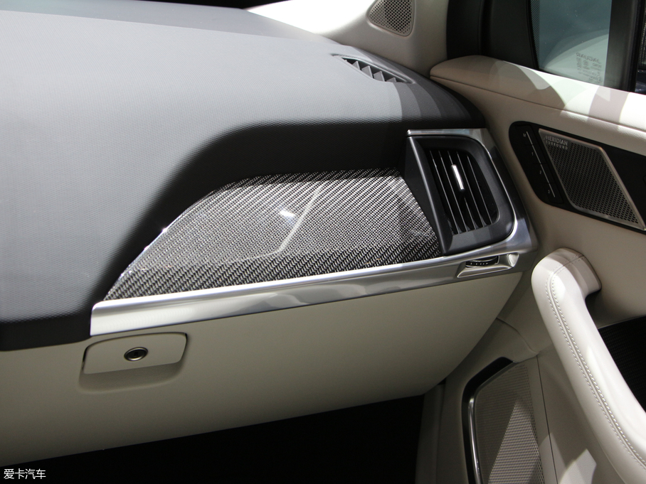 2018ݱI-PACE EV400 HSE