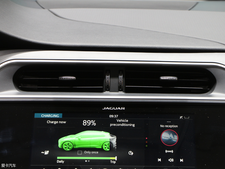 2018ݱI-PACE EV400 HSE