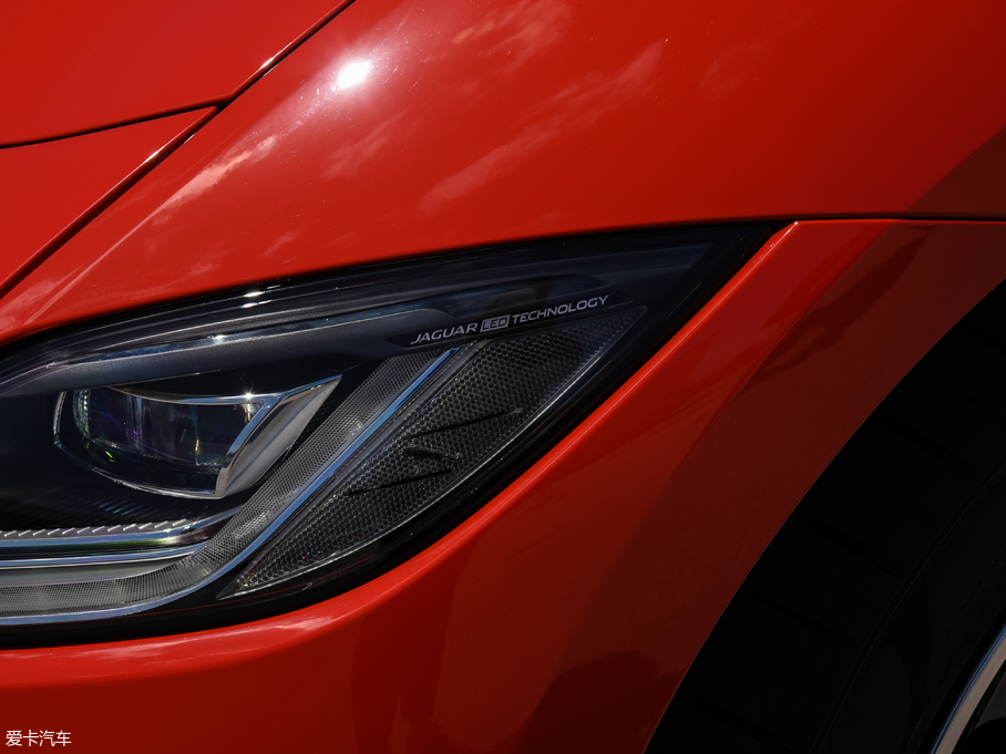 2018ݱI-PACE EV400 װl(f)