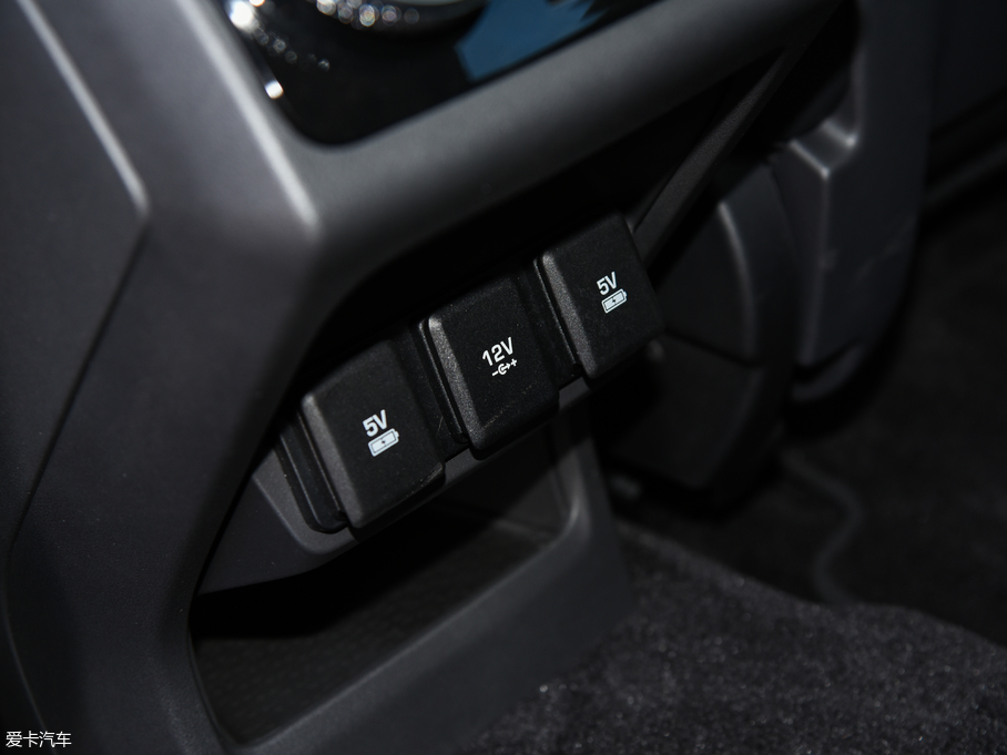 2018ݱI-PACE EV400 װl