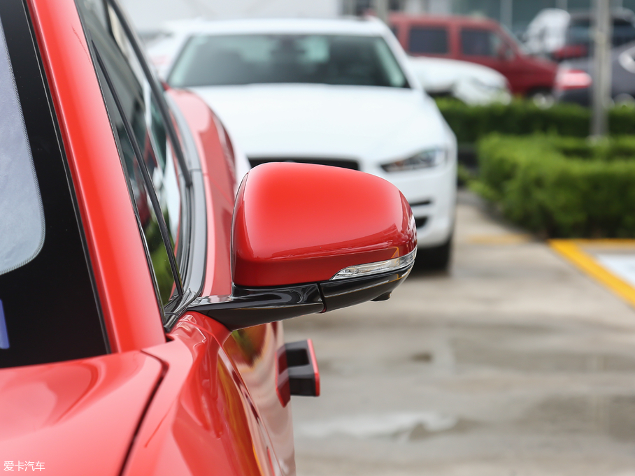 2018ݱI-PACE EV400 װl