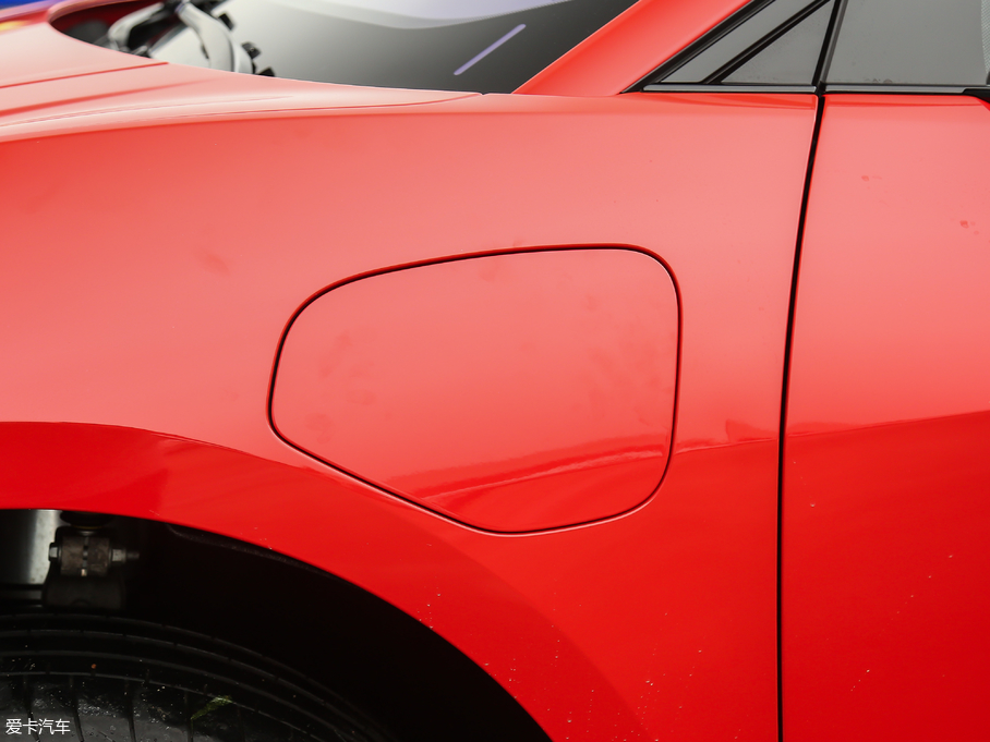 2018ݱI-PACE EV400 װl