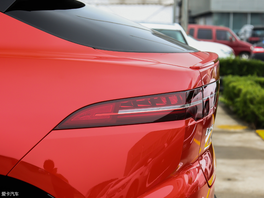 2018ݱI-PACE EV400 װl