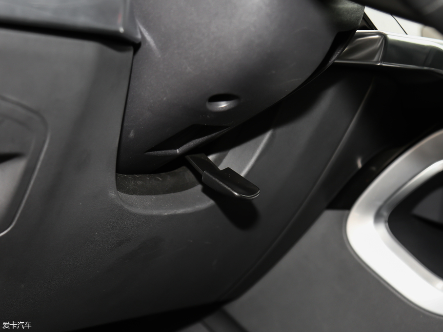 2018ݱI-PACE EV400 װl