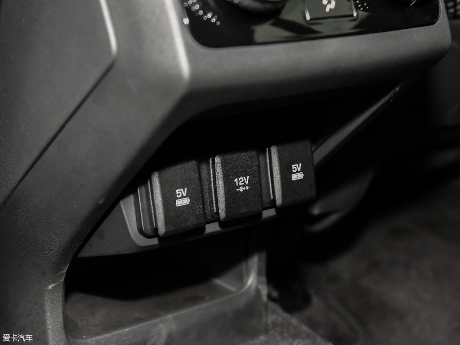 2018ݱI-PACE EV400 װl