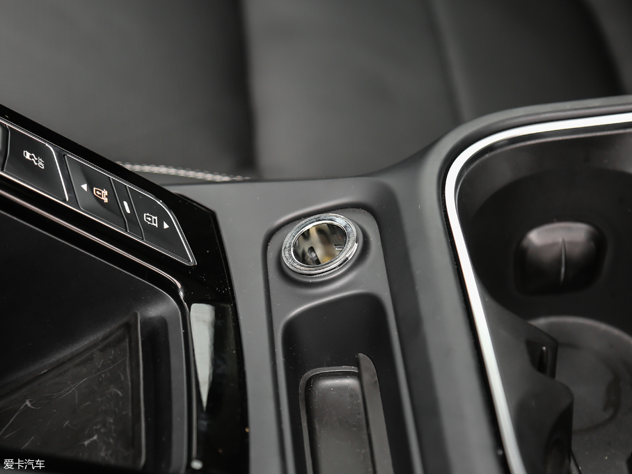 2018ݱI-PACE EV400 װl