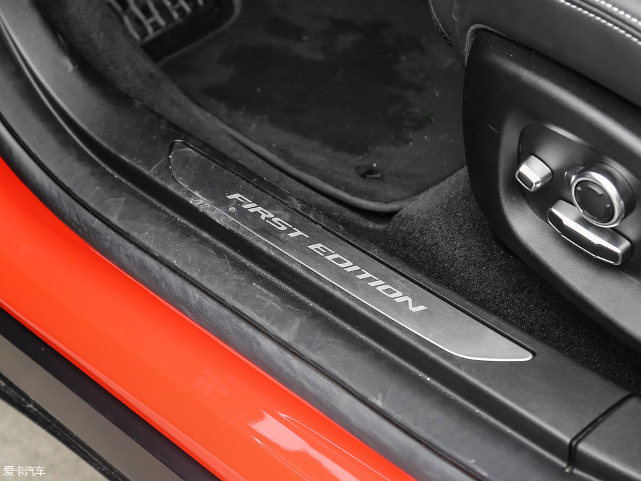 2018ݱI-PACE EV400 װl