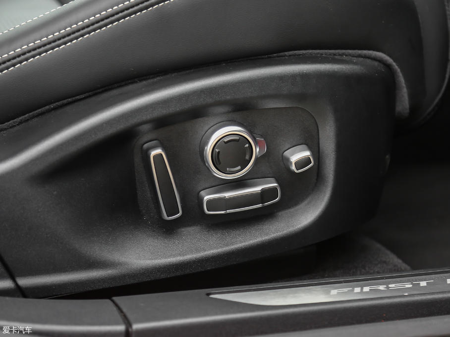 2018ݱI-PACE EV400 װl(f)