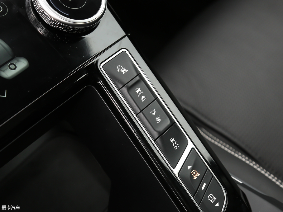 2018ݱI-PACE EV400 װl